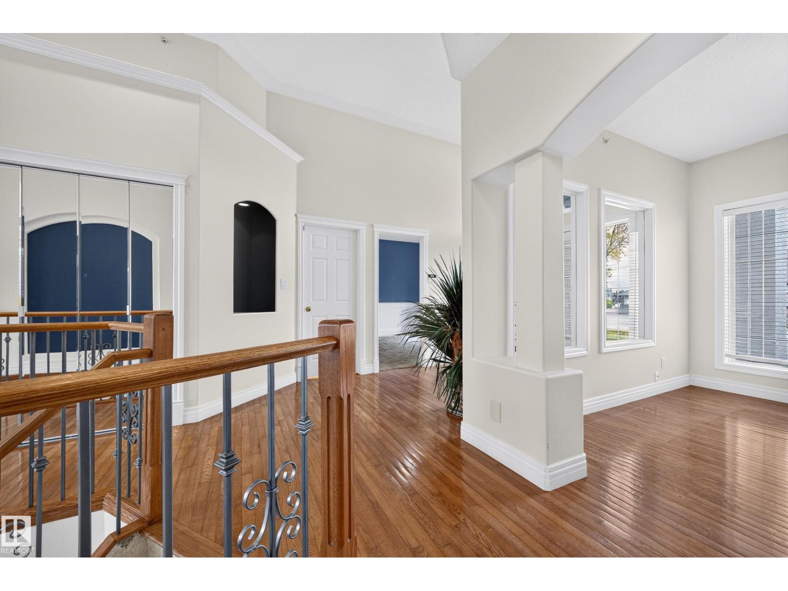 #135 52304 RGE ROAD 233 - 22