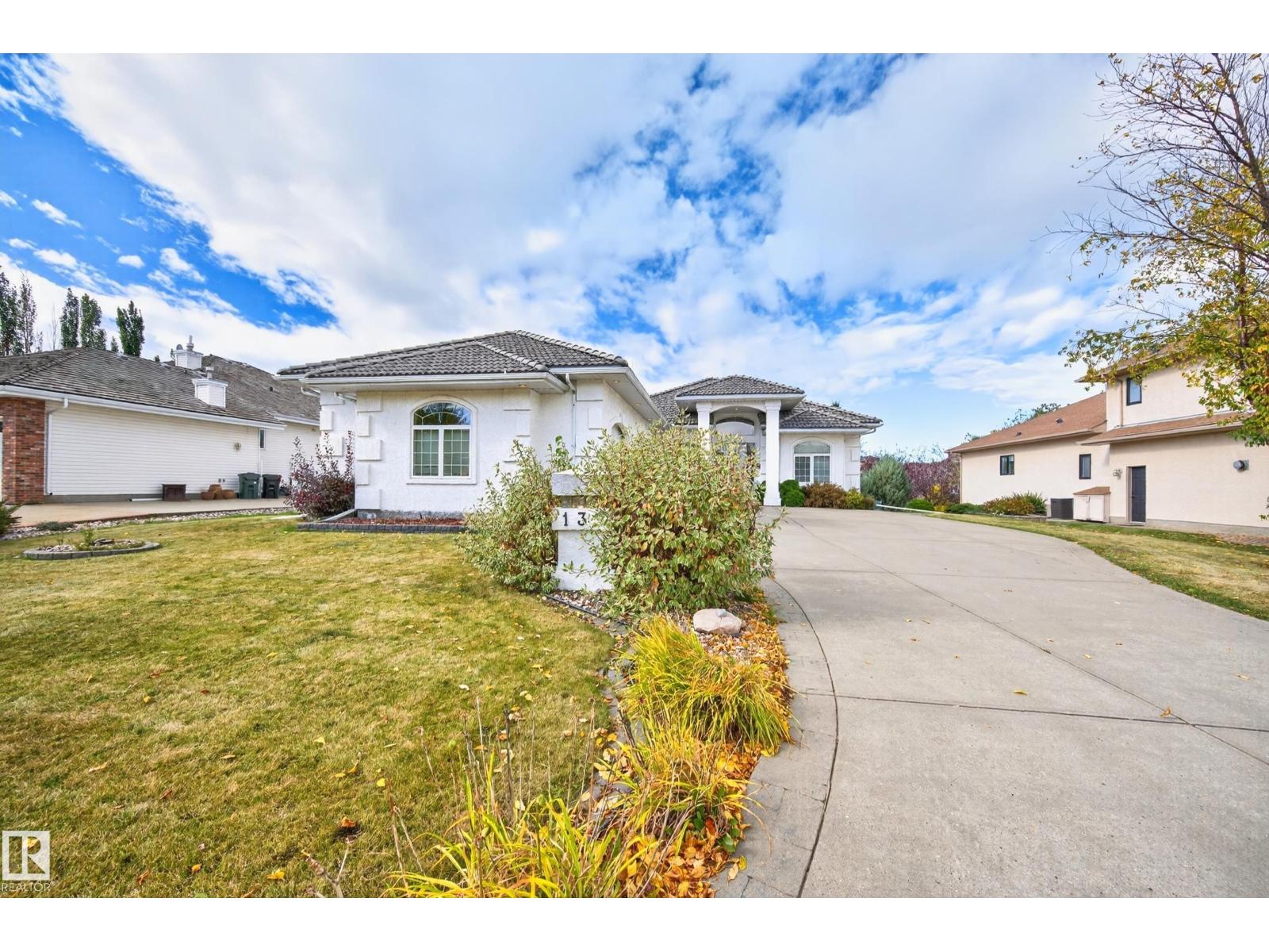 #135 52304 RGE ROAD 233 - 68