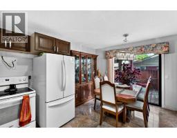 4726 44 Avenue NE - photo 12