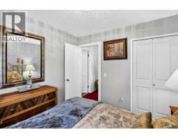 4726 44 Avenue NE - photo 27