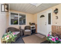 1886 Parkview Crescent Unit# 3, Kelowna, BC V1X7G6 Photo 43
