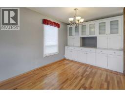 325 Flett Drive NE - photo 7