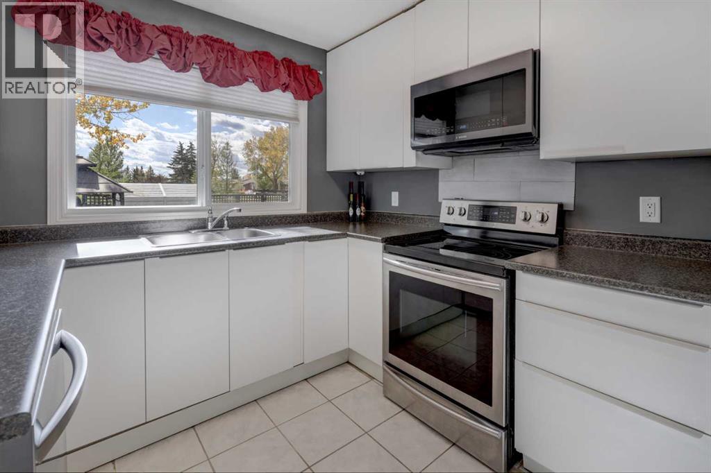 325 Flett Drive NE - Image 9