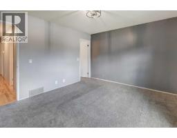 325 Flett Drive NE - photo 13