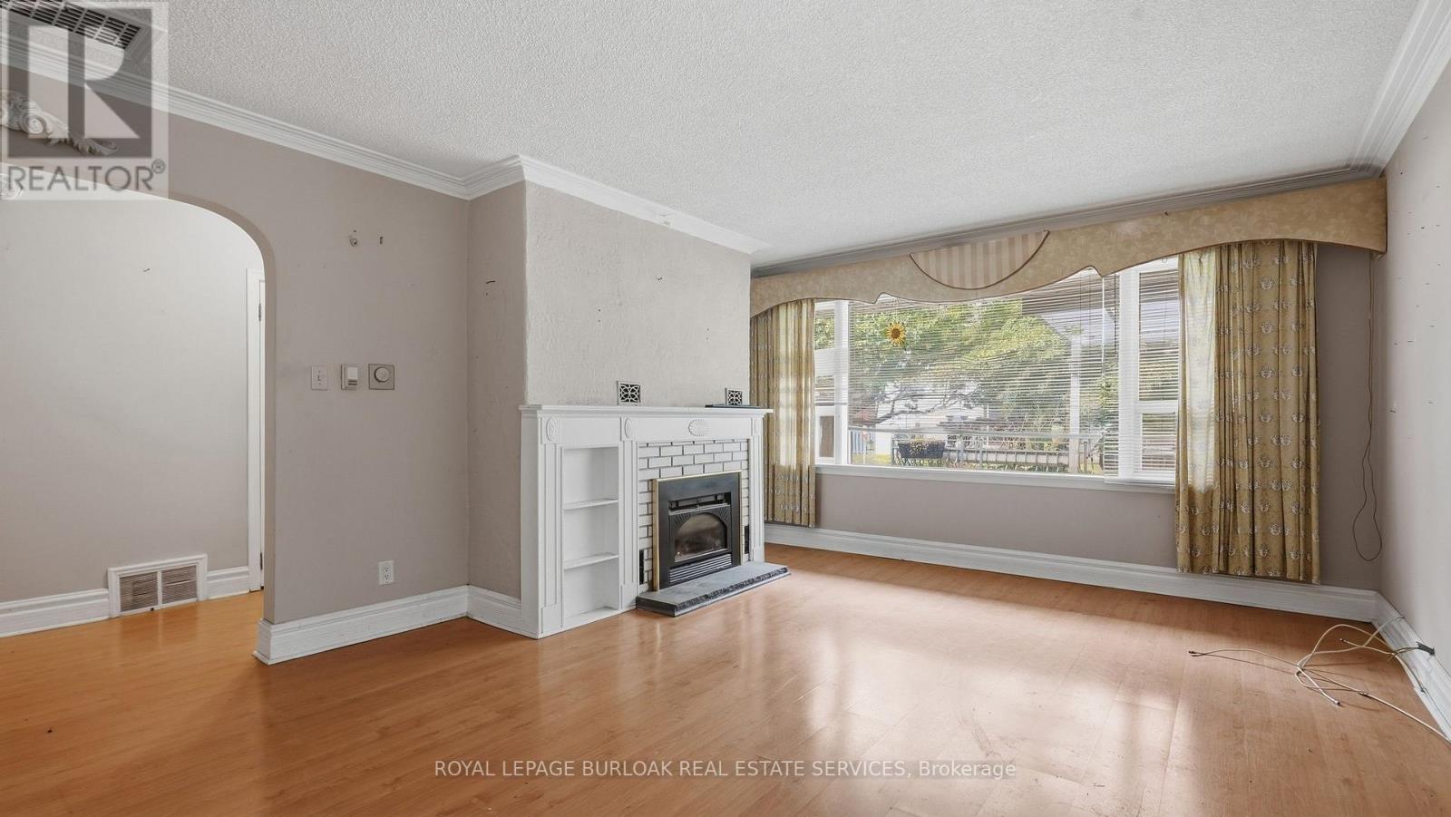 57 Lambton Avenue, Toronto, ON photo 7