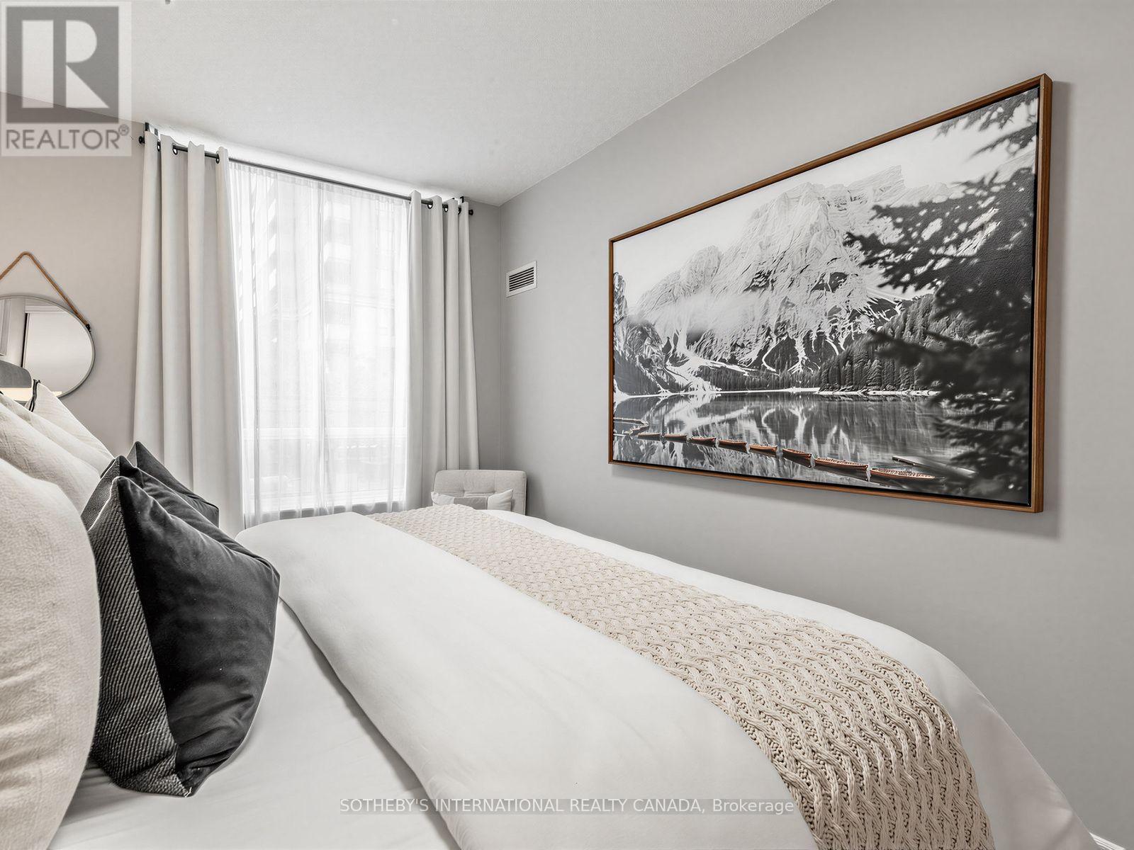 127- 5233 Dundas Street West, Toronto, ON photo 14