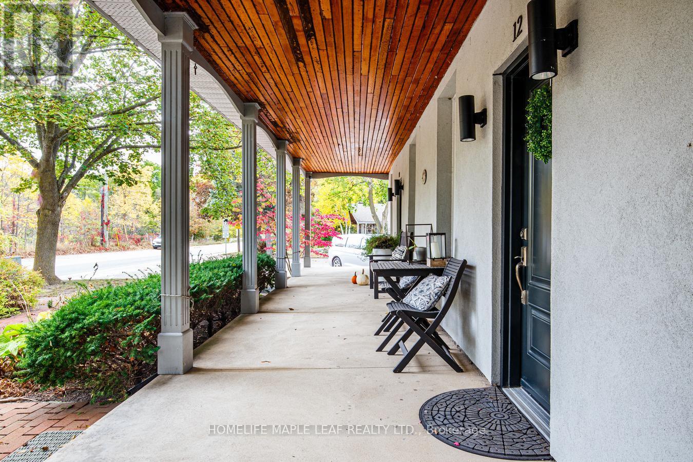 12 ADAMSON STREET N - 4