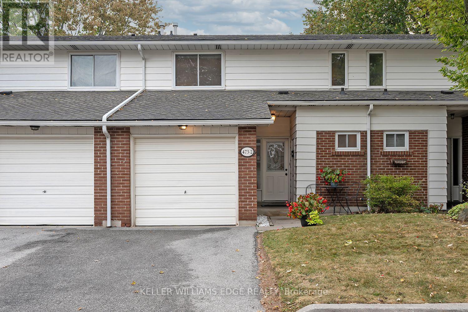 Photo of 2 - 473 WOODVIEW ROAD