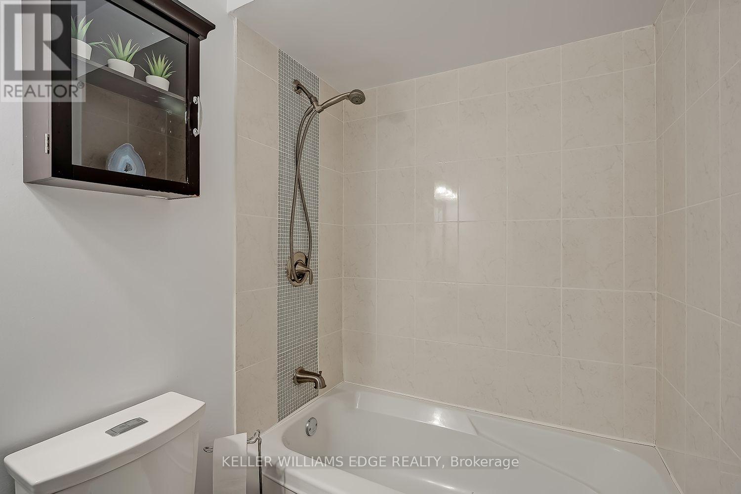 #2 473 WOODVIEW ROAD - 24
