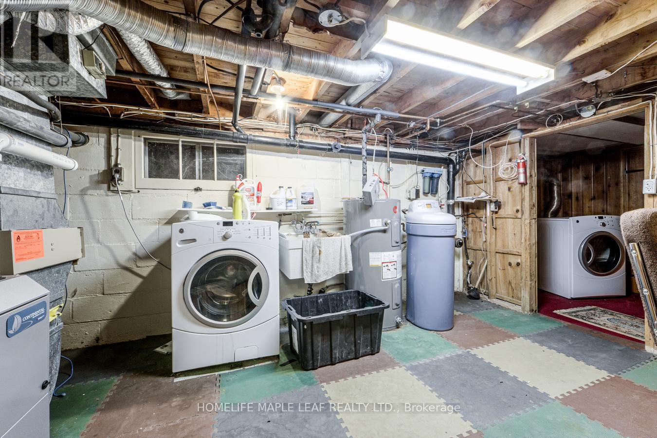18 Adamson Street South, Halton Hills, ON photo 20