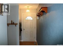 Family room - 102 4th Avenue E, Blaine Lake, SK S0J0J0 Photo 7