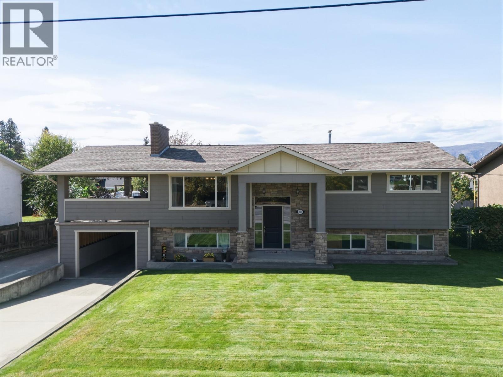 620 Ziprick Road, Kelowna
