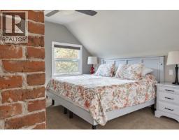 2071 Abbott Street, Kelowna, BC V1Y1C5 Photo 17