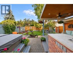 2071 Abbott Street, Kelowna, BC V1Y1C5 Photo 30