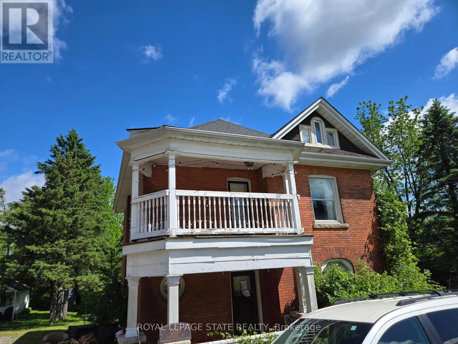 2087 GOVERNORS ROAD - 1