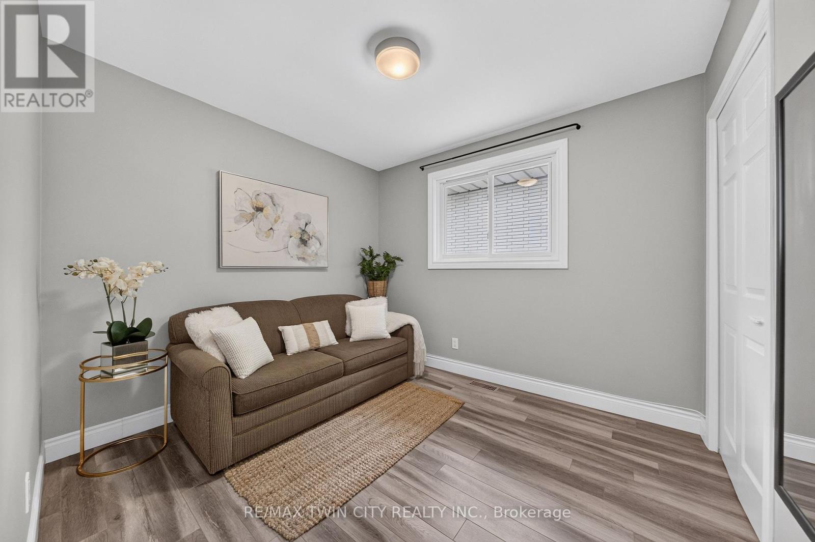 150 Coach Hill Drive, Kitchener, ON photo 27