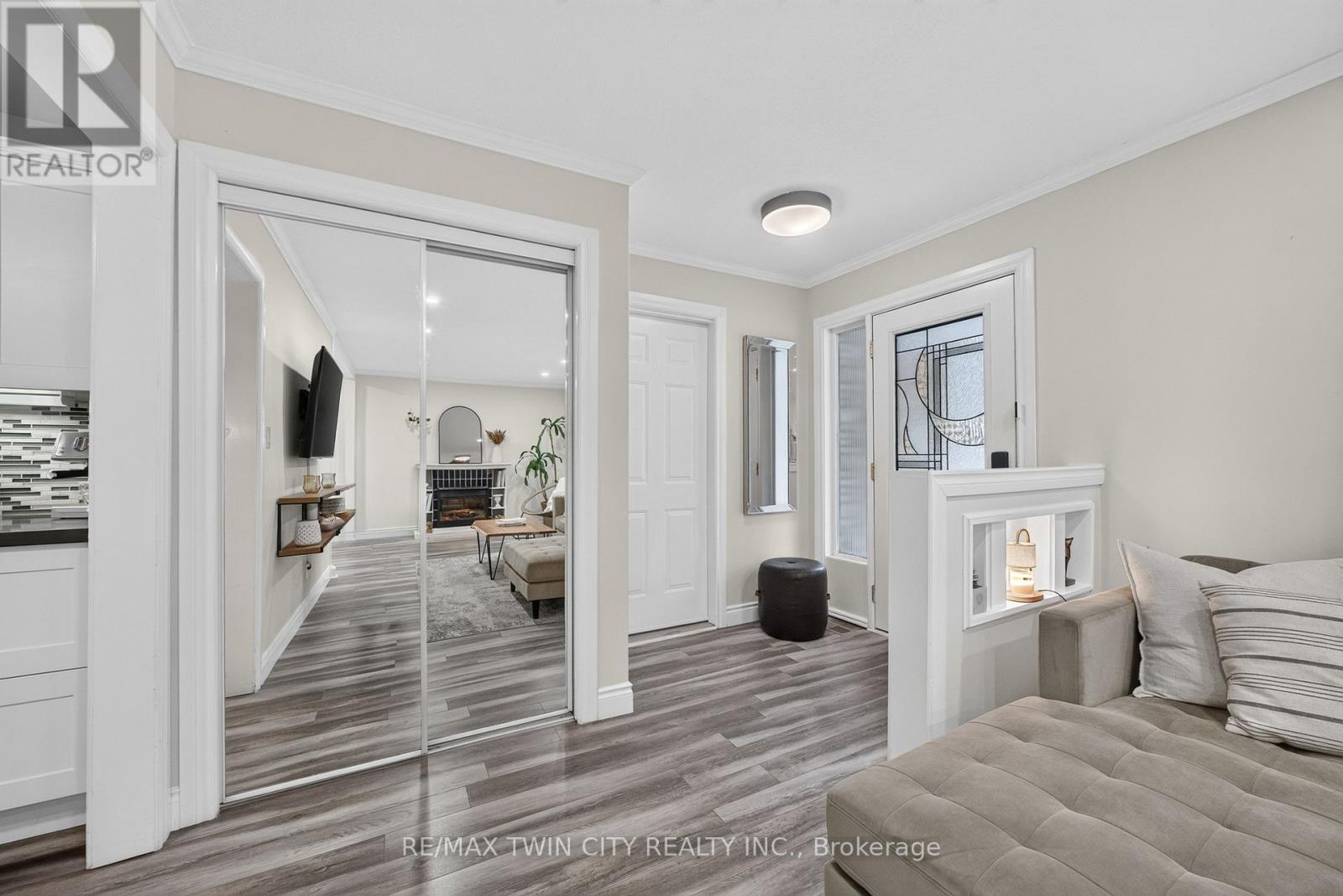 150 Coach Hill Drive, Kitchener, ON photo 6