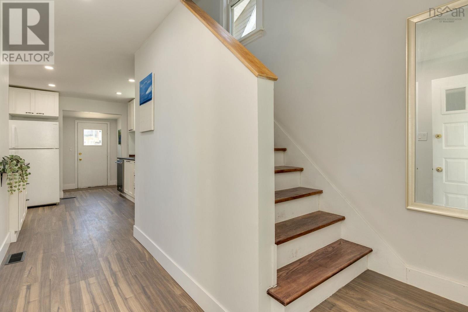 13 McFatridge Road - 4