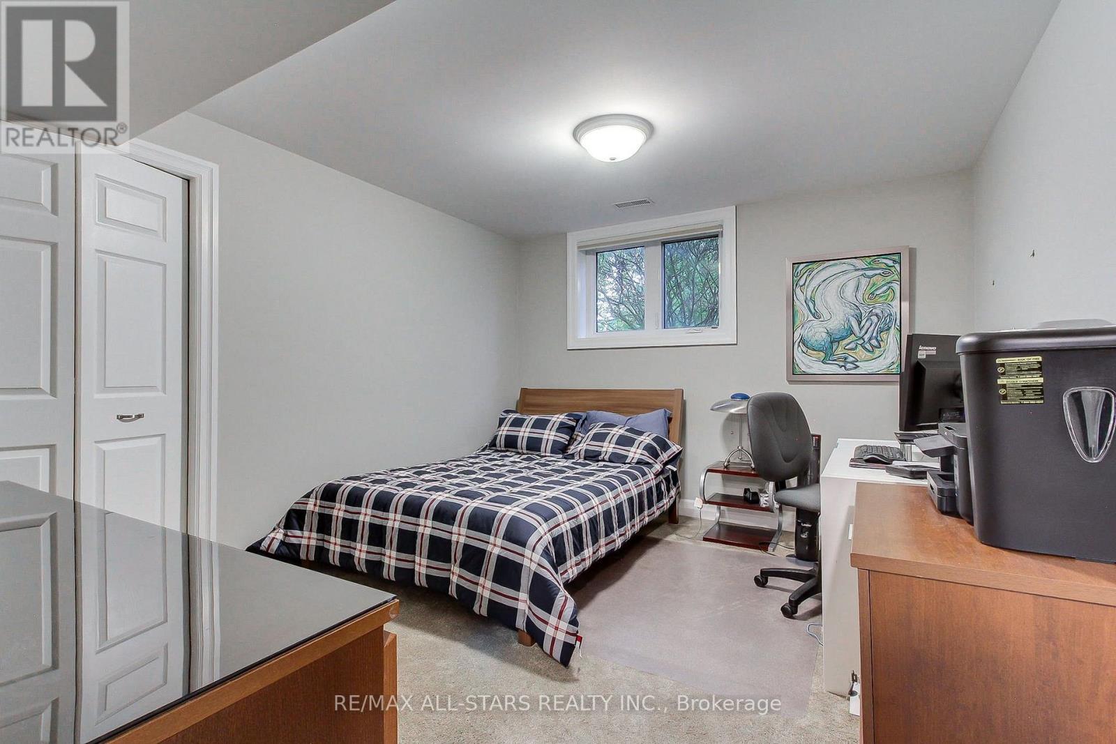 15 Lobraico Lane, Whitchurch-Stouffville, ON photo 35