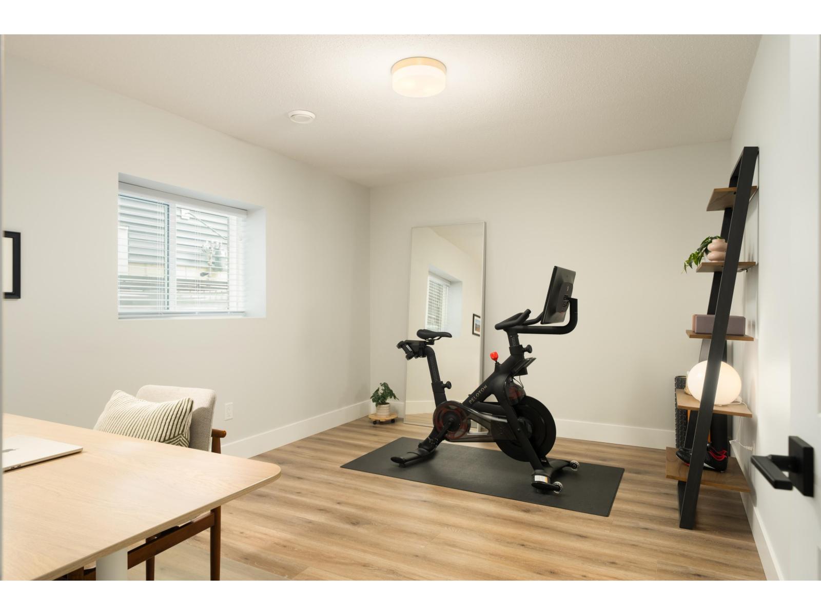 Photo of 2878 203 STREET 29