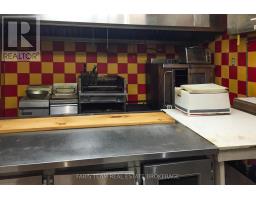 2180-2186 Hwy 141, Muskoka Lakes, ON P0B1L0 Photo 15