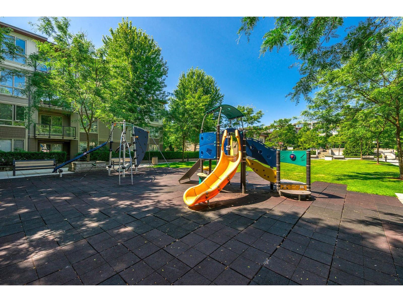 Photo of 307 15918 26 AVENUE 27