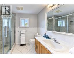 104 Deerwood Crescent, Kitchener, ON N2N1R3 Photo 31