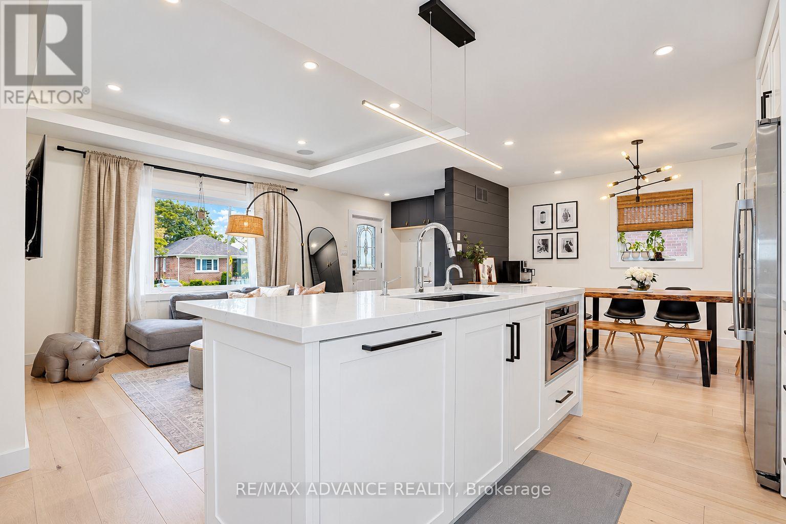39 JANET BOULEVARD - Image 13