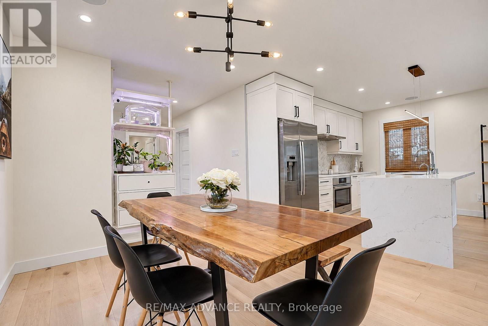 39 JANET BOULEVARD - Image 18
