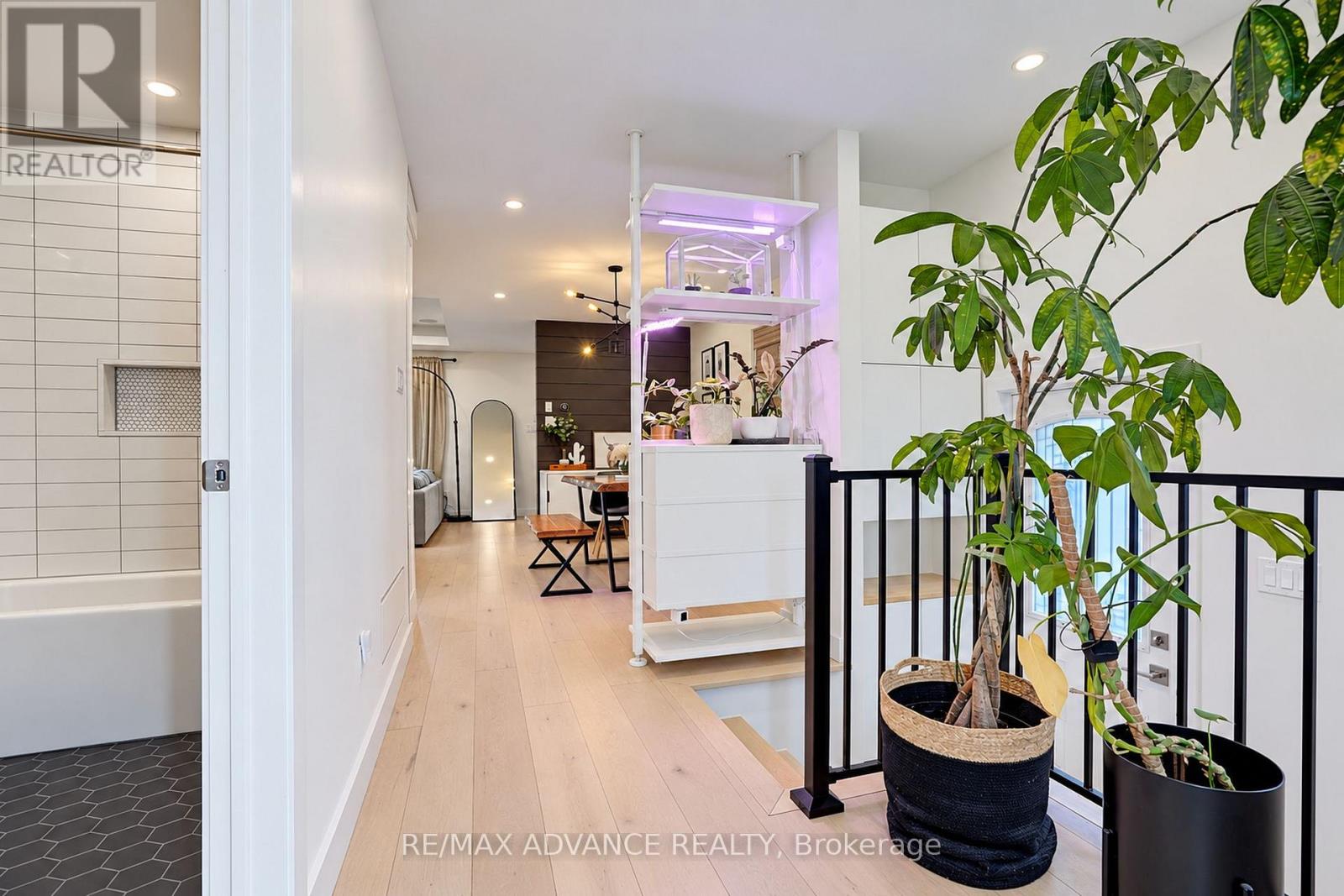 39 JANET BOULEVARD - 21