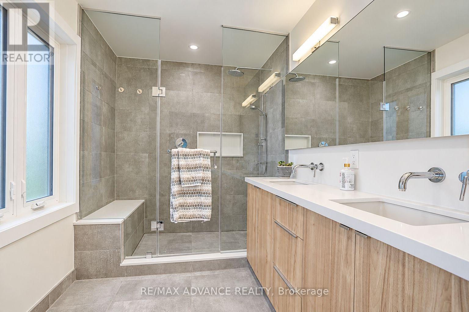 39 JANET BOULEVARD - Image 26