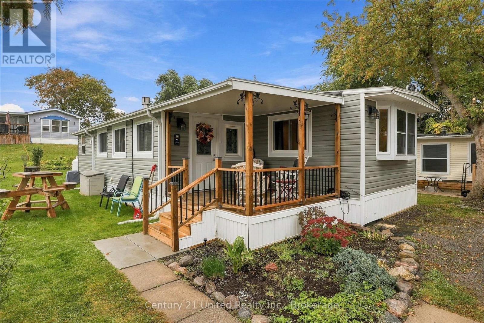 740 SERPENT MOUNDS - 7 POPLAR DRIVE - 2