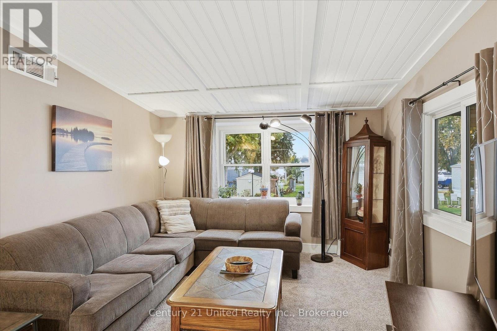 - 7 Poplar Drive, Otonabee-South Monaghan, ON photo 4