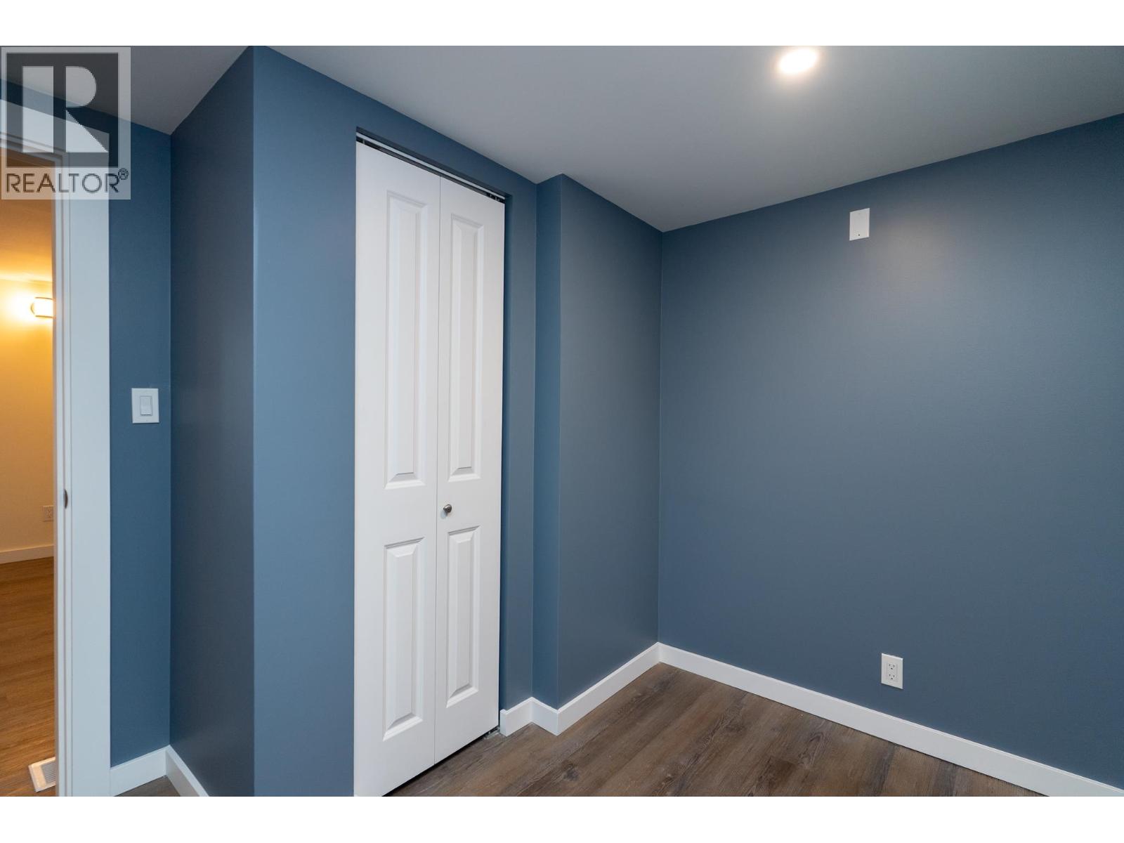 1355 LA SALLE AVENUE - 16