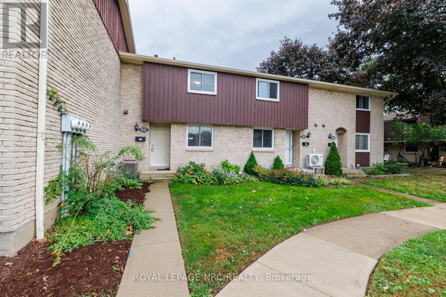 #44 50 LAKESHORE ROAD - 3