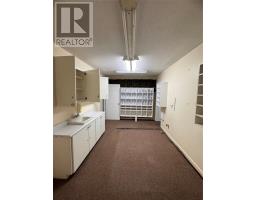 325 Hamilton Avenue thumbnail 4