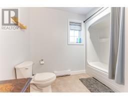 214 George Mercer Drive thumbnail 18