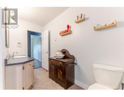 214 George Mercer Drive thumbnail 19
