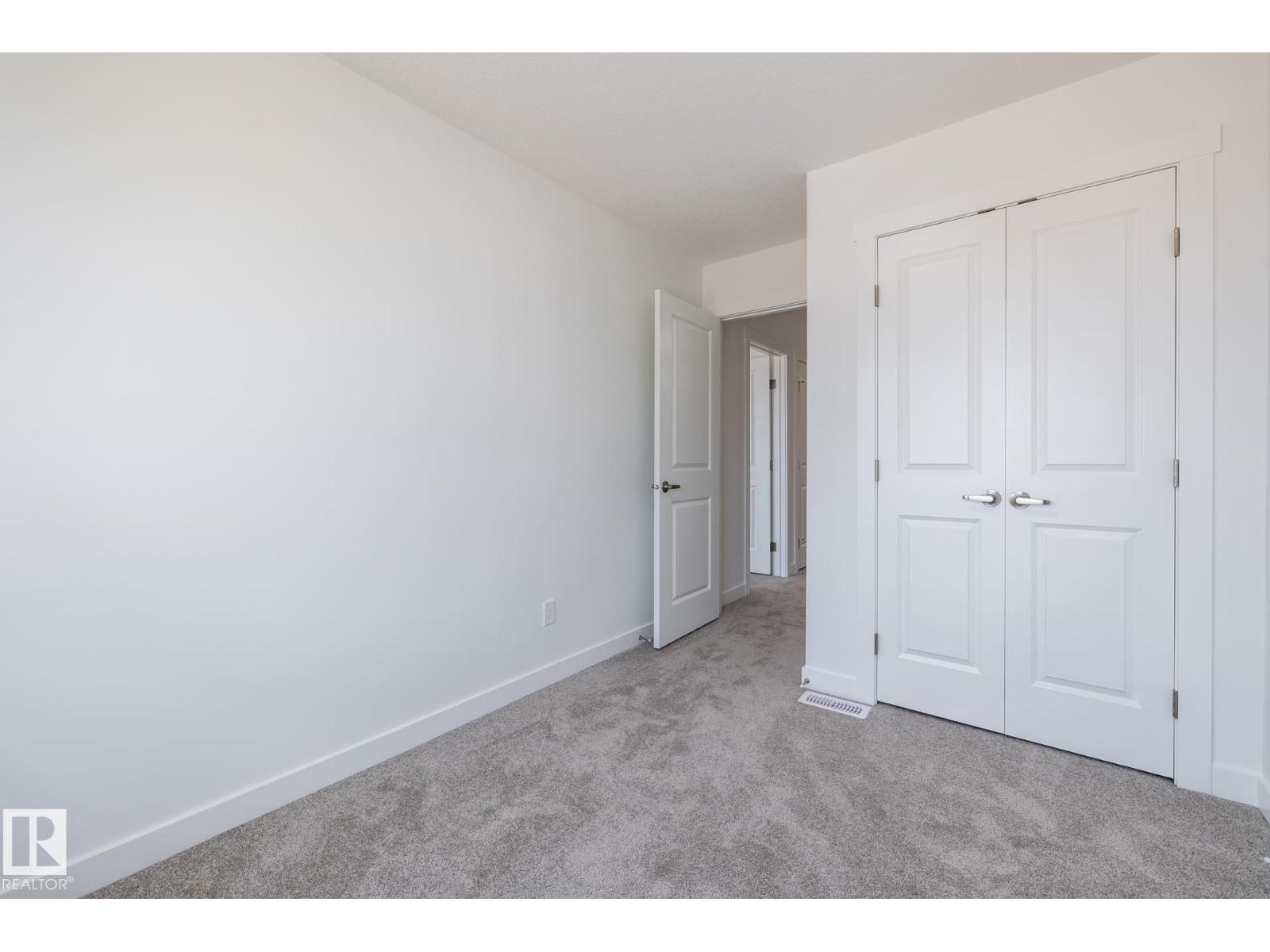 3036 197 Street NW, The Uplands — photo 21 of 26: Property photo