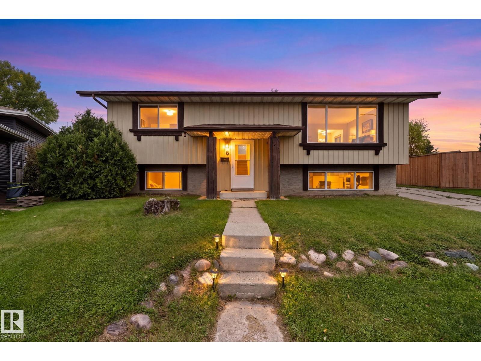 6 CAMPBELL CRES E - 1