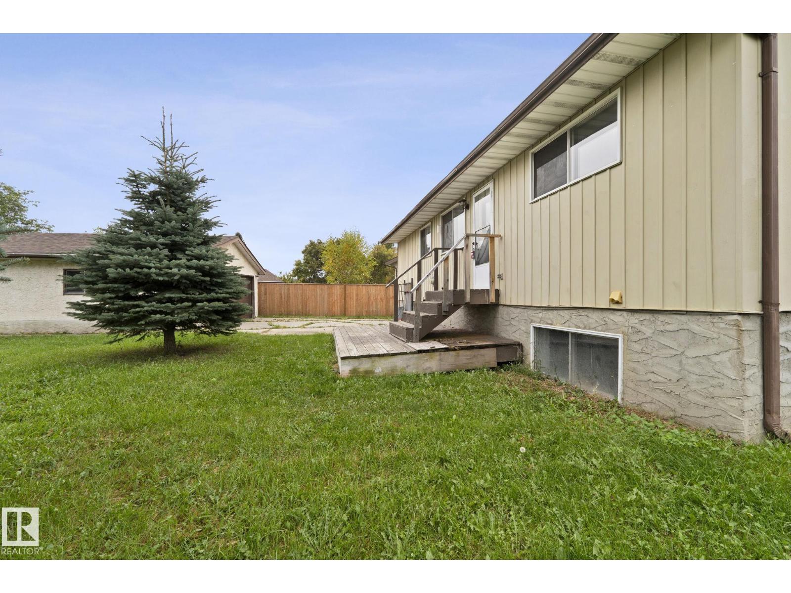 6 CAMPBELL CRES E - 47