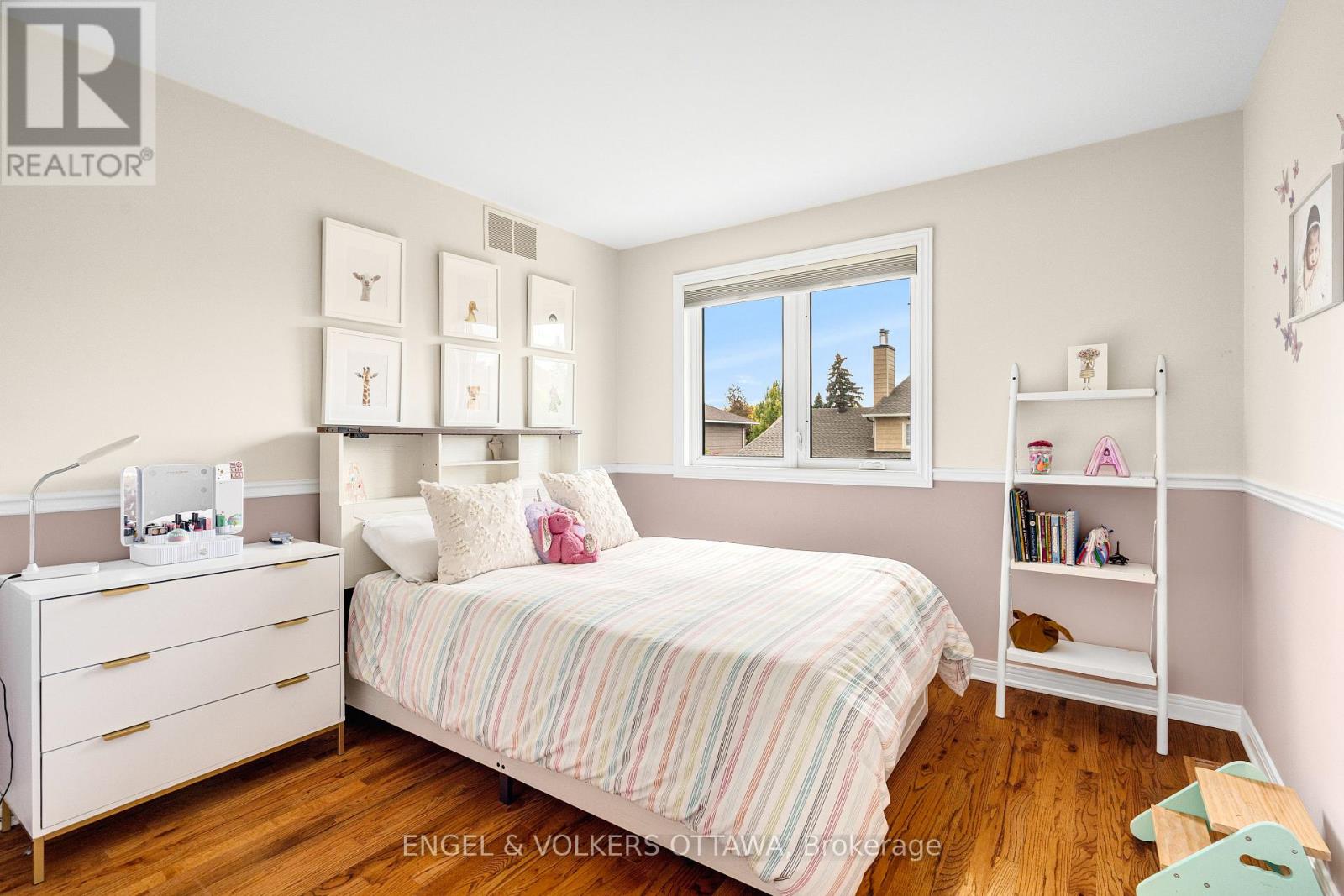 6 HOLLY RIDGE - Image 36
