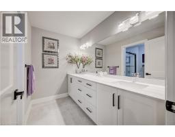 61 Schweitzer Street, Kitchener, ON N2K1B5 Photo 30