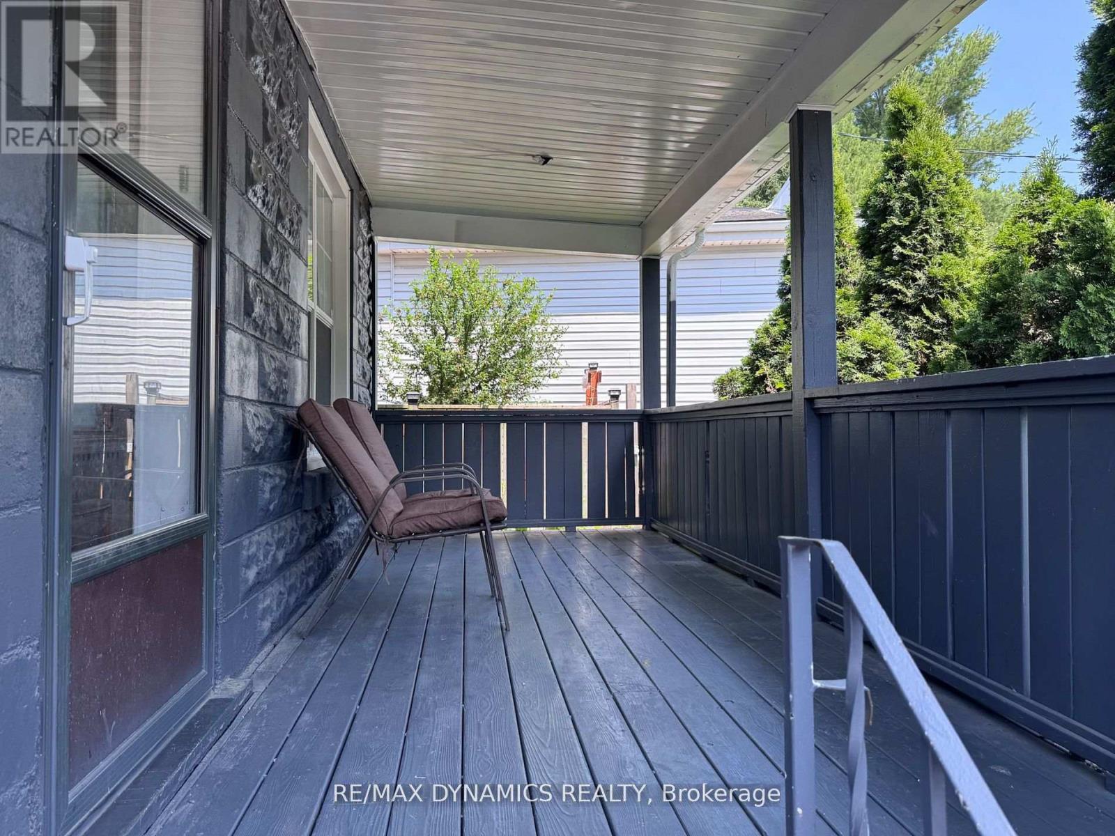 5463 PALMER AVENUE - 6