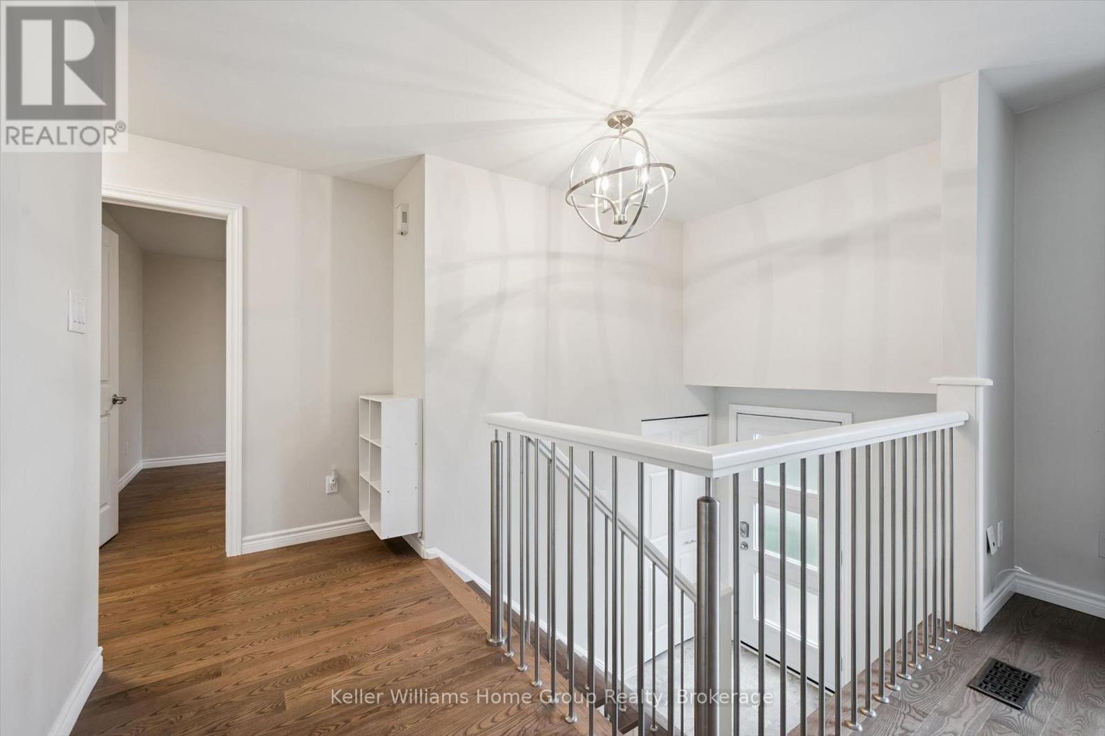 497 FORFAR STREET E - Image 19