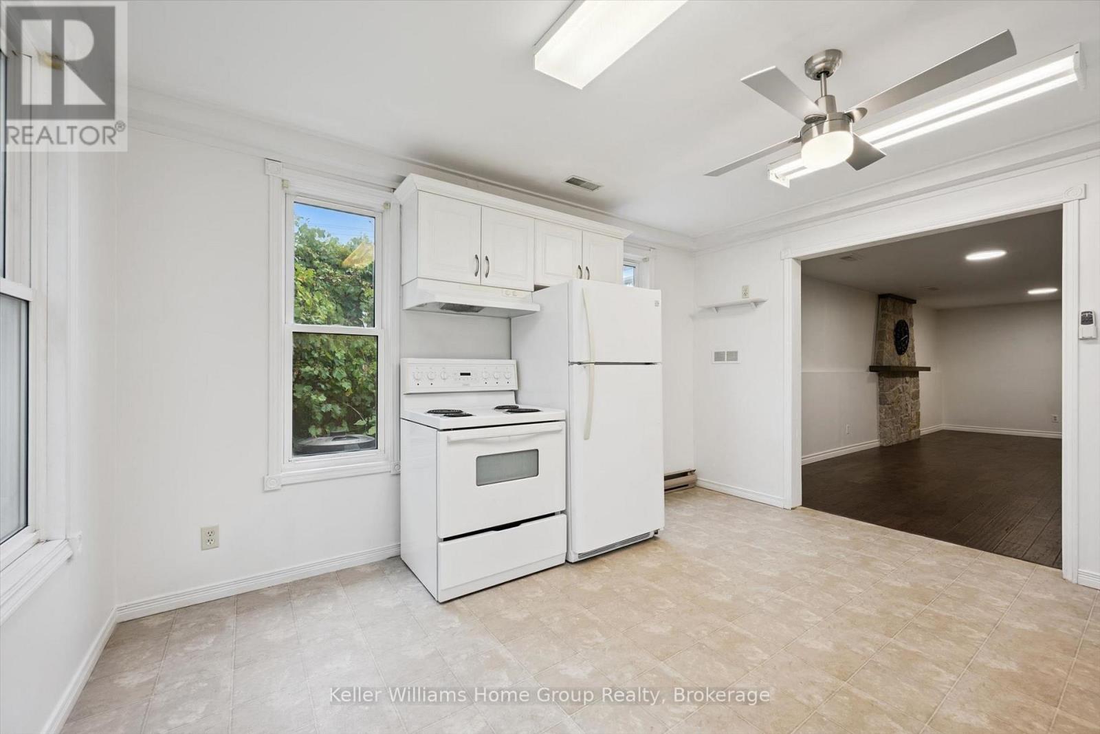 497 FORFAR STREET E - 37