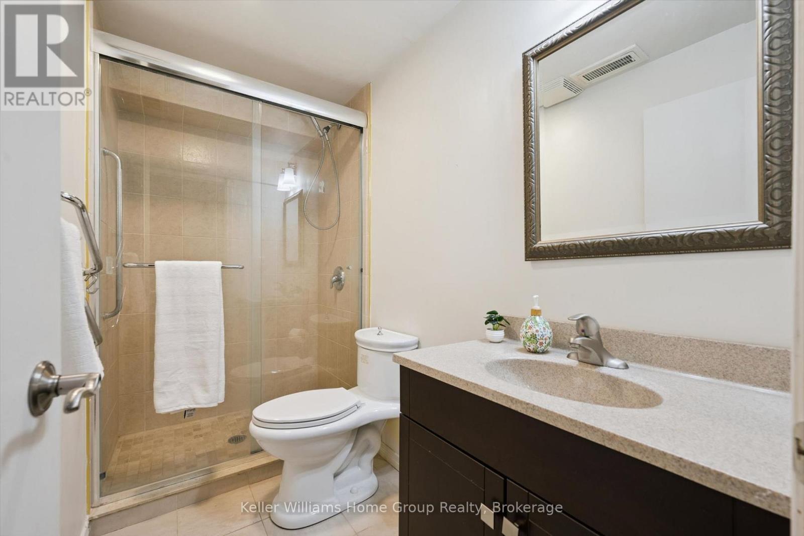 497 FORFAR STREET E - Image 39