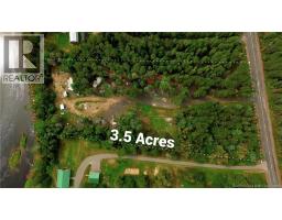 1374 Route 116, photo 3