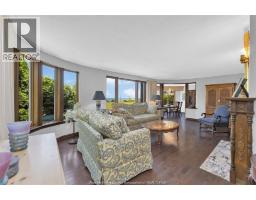 11830 Riverside Drive East, Windsor, ON N8P1A6 Photo 9