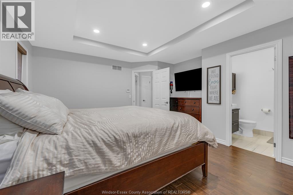 389 DONLON - Image 23